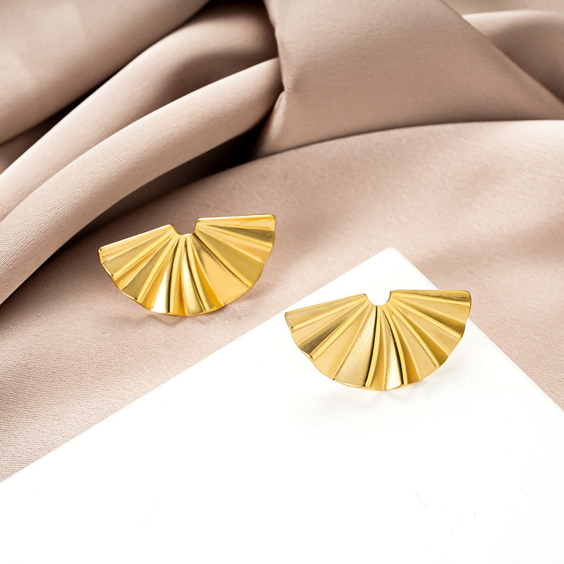 Gold Shell Earrings