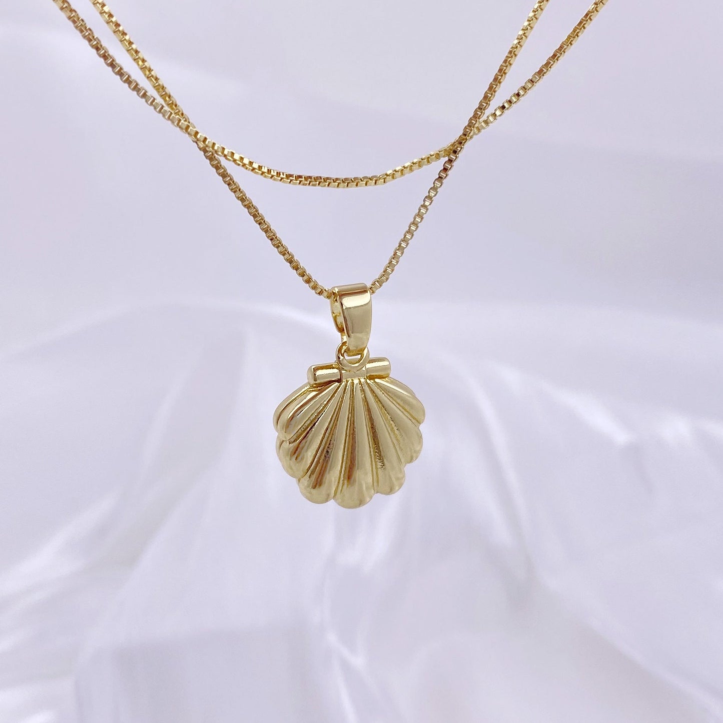 Gold Shell Pendant Necklace