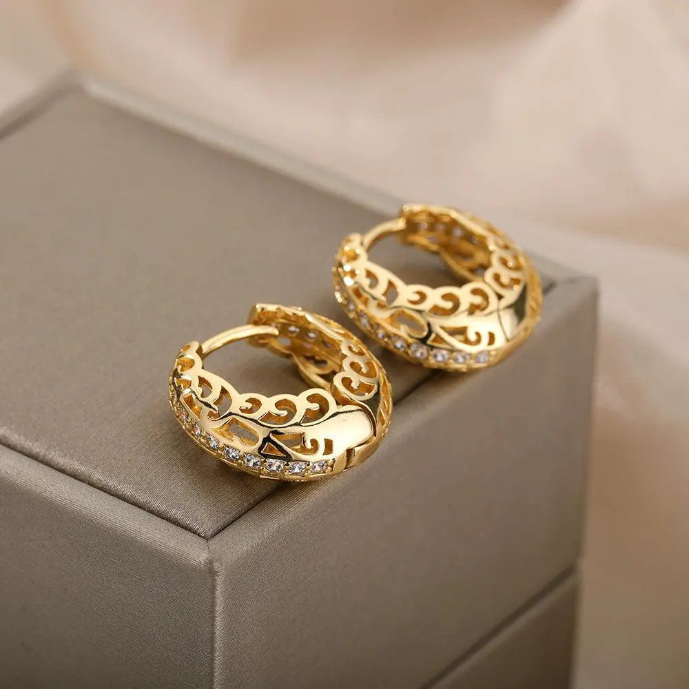 Minimalist Mandala Earrings In Gold