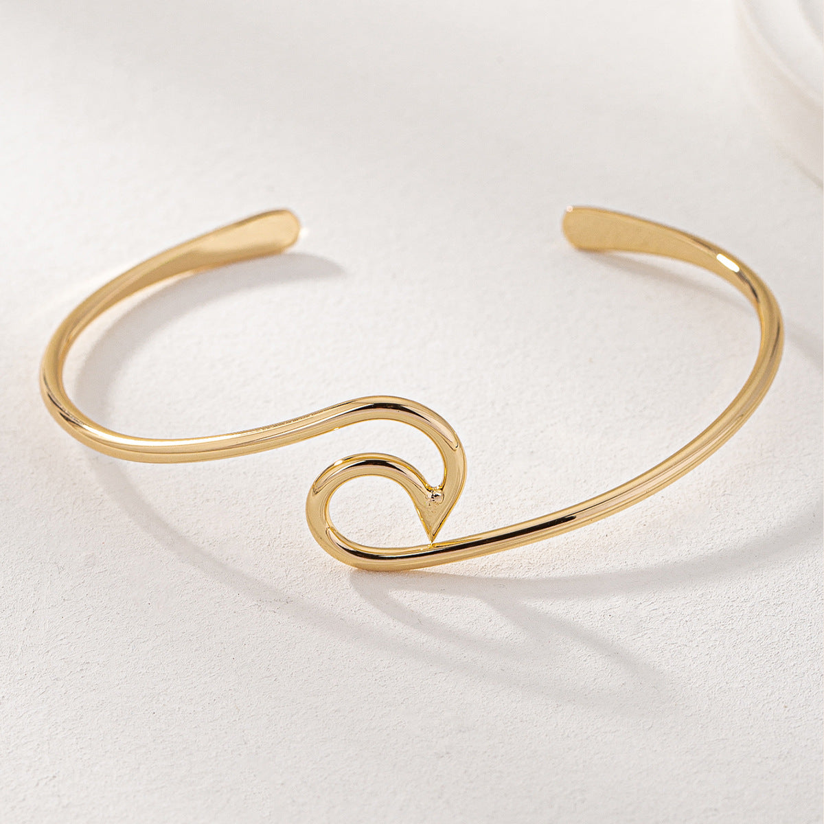 Minimalist Gold Bracelet