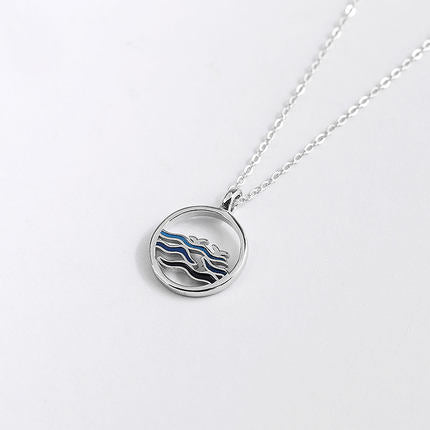 Minimalist Wave Necklace