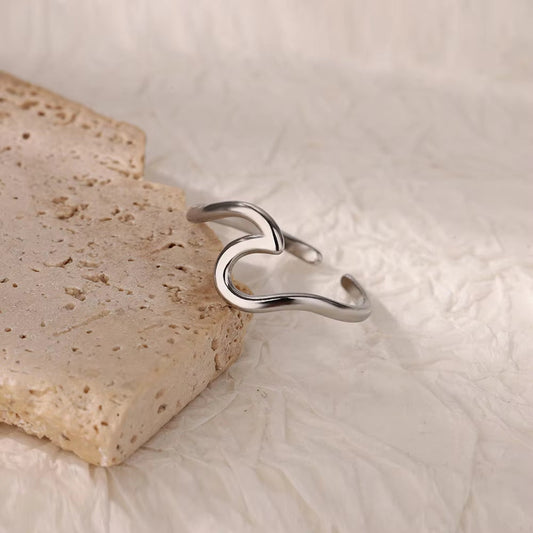 Minimalist Wave Ring