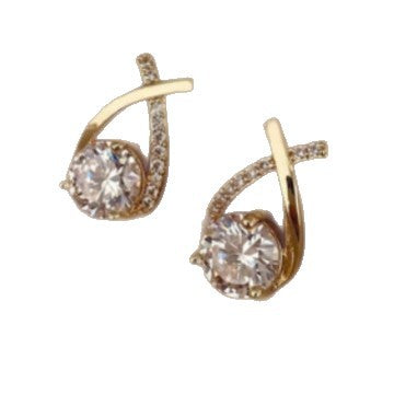 Classic Silver Earring With Timeless Appeal