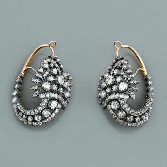 Sparkling Exotic Form Earrings