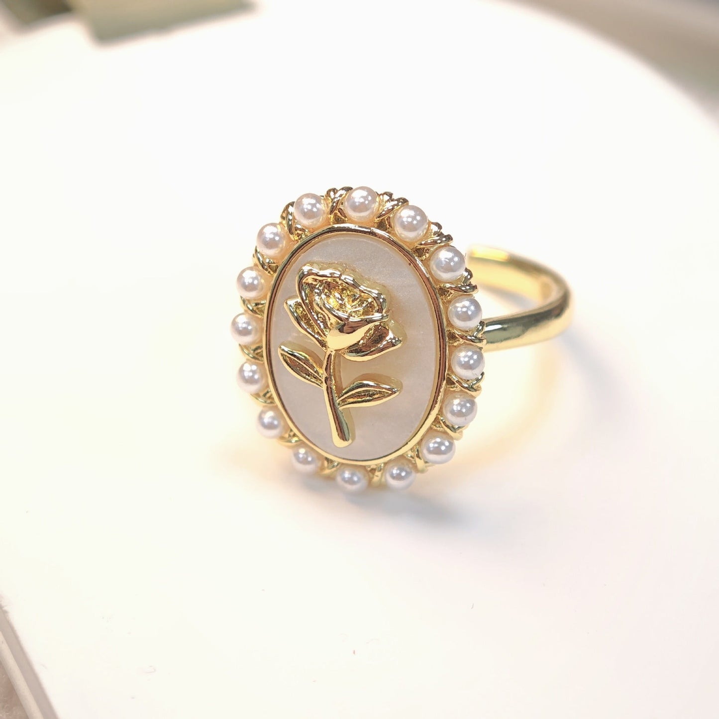 Romantic Pearl Rose Ring