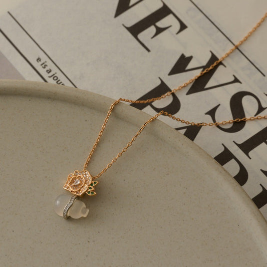 Romantic Rose Quartz Necklace