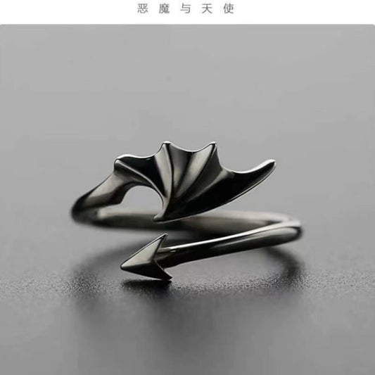 Statement Wing Ring