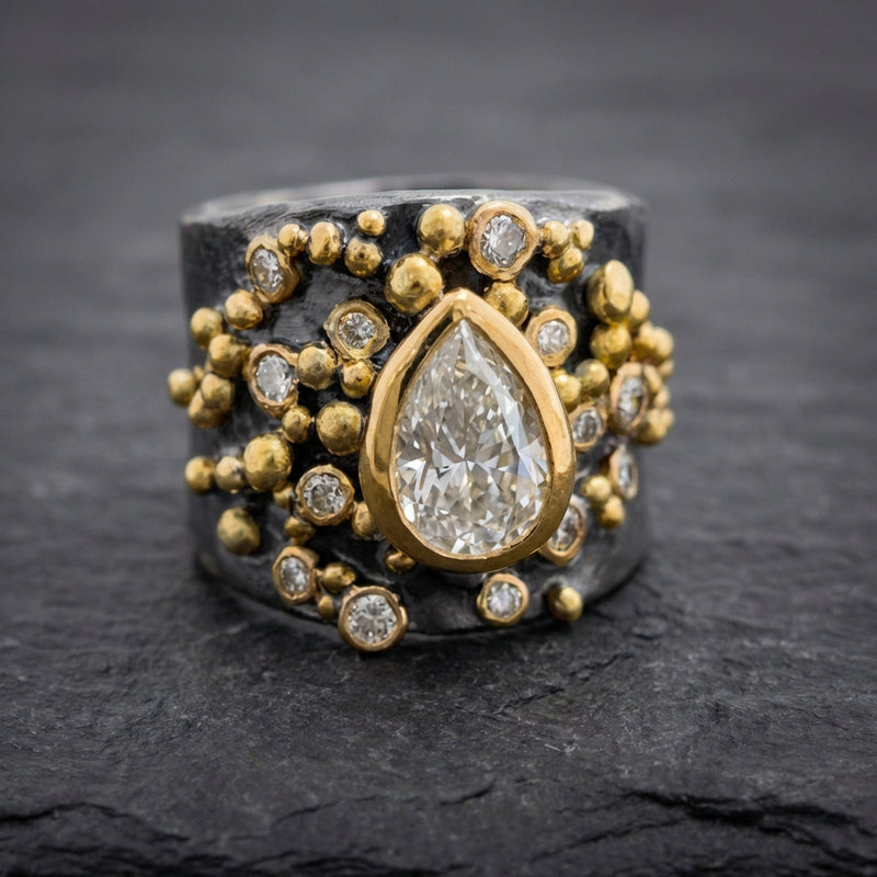 Vintage Dark & White Glass Ring