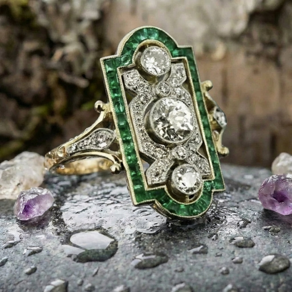 Vintage Emerald Diamond Ring