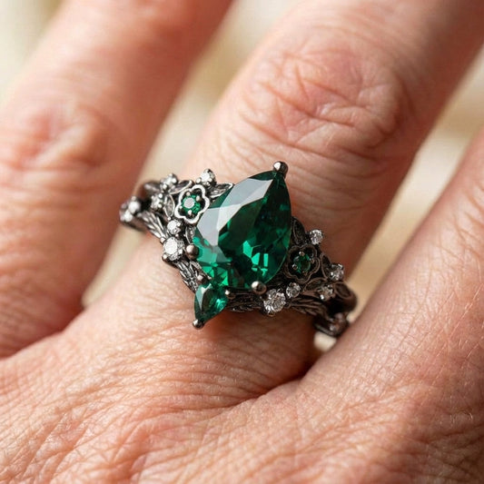 Emerald Flower Ring