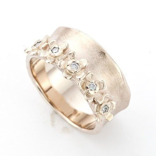 Vintage Flower Ring