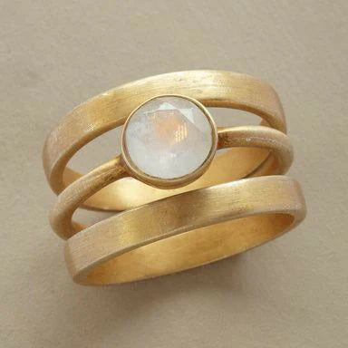 Vintage Gold Moonstone Ring