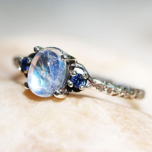 Vintage Moonstone Ring