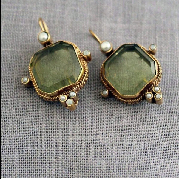Vintage Pearl Gemstone