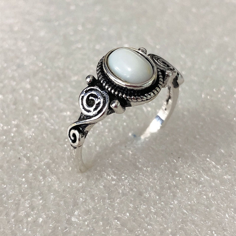 Vintage Pearl Ring
