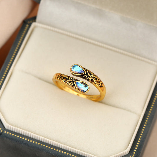 Vintage Topaz Ring