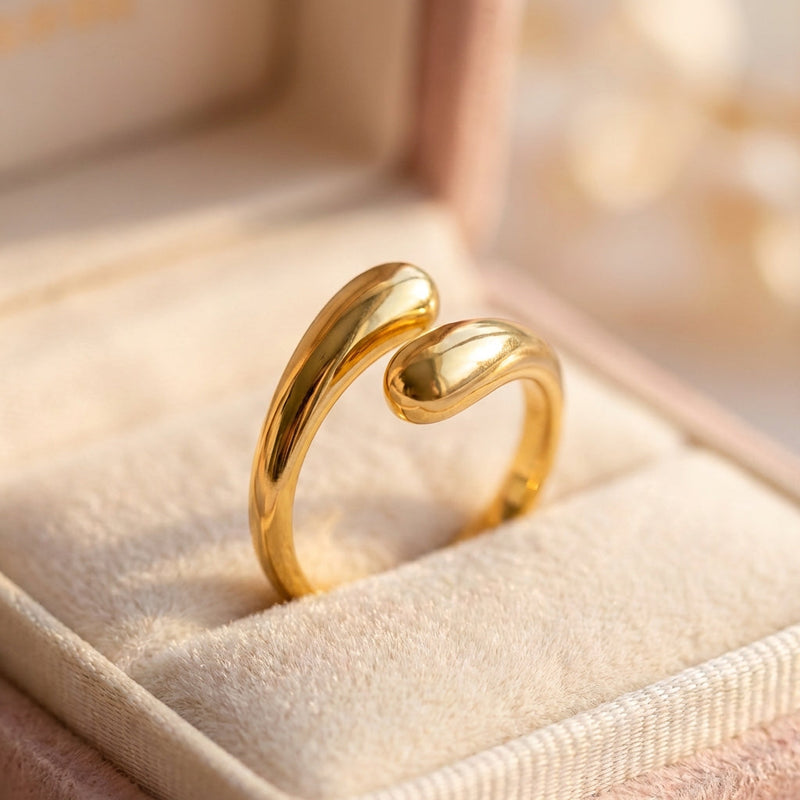 Vintage Waterdrop Knuckle Gold Ring