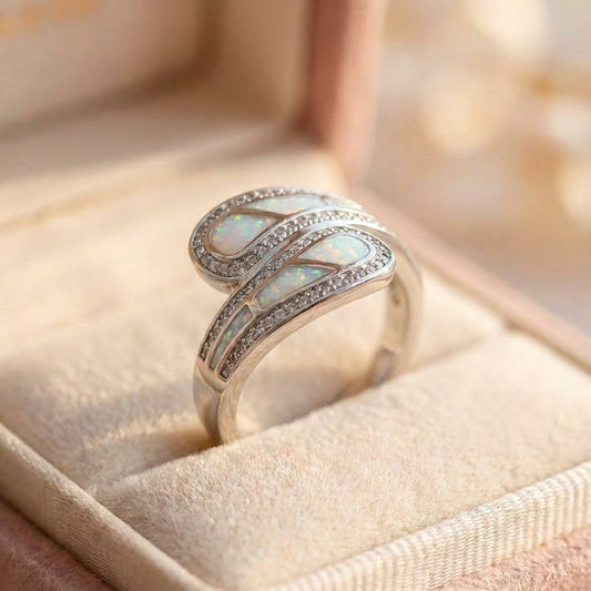 Vintage White Opal Stone Ring