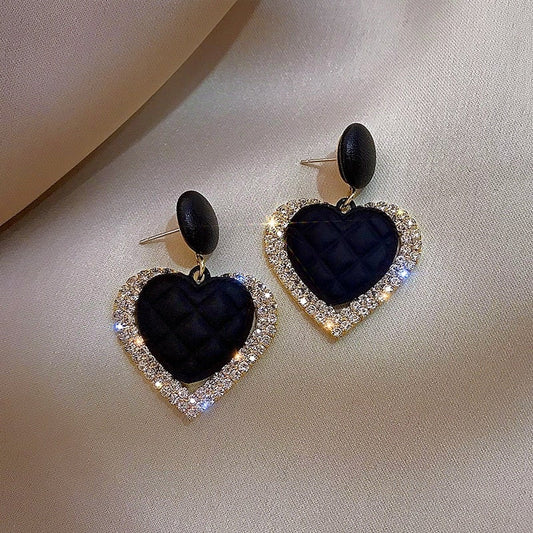 Dark Heart Earrings In Gold