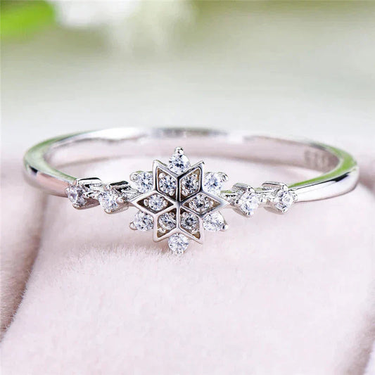 Snowflake Ring In Sterling Silver 925