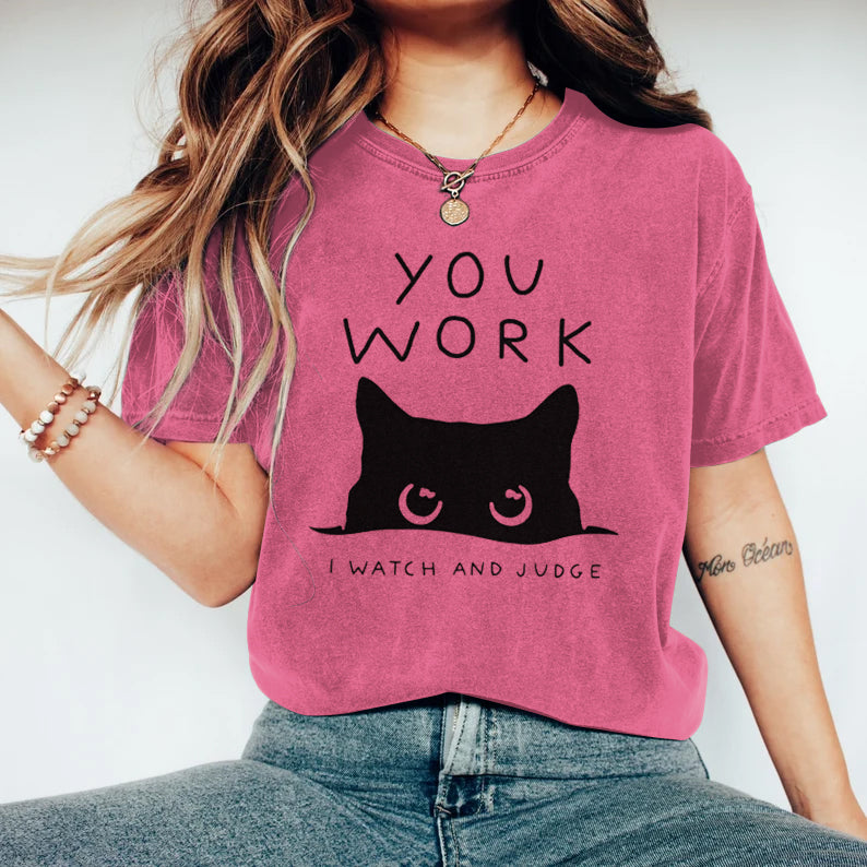 Comstylish Abstract Creative A Cat That Spies Art Print T-shirt