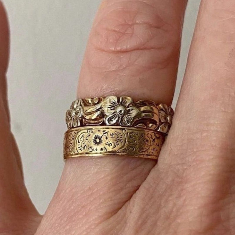 Gold Floral Ring Set